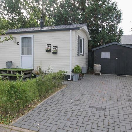 Sfeervol Chalet Op De Veluwe Putten Exterior foto